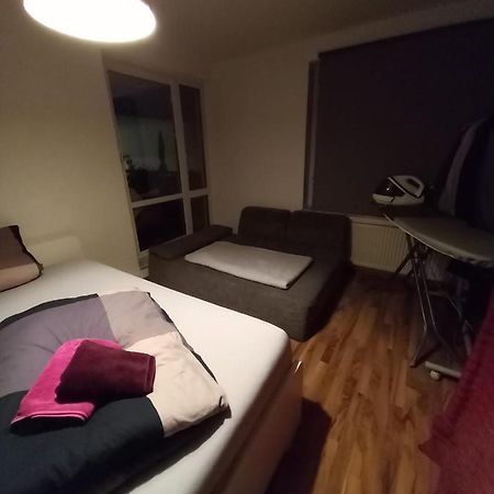 Tolle Private 2-Zimmer Wohnung Im Szene Bezirk Berlin-Friedrichshain Exteriér fotografie