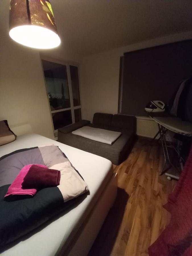 Tolle Private 2-Zimmer Wohnung Im Szene Bezirk Berlin-Friedrichshain Exteriér fotografie